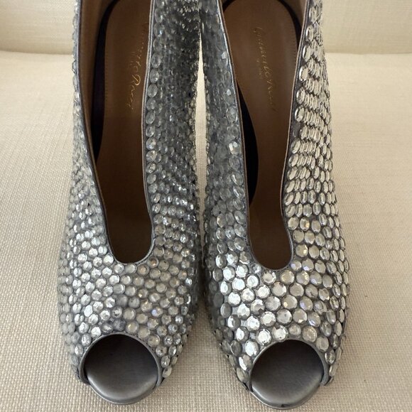 Gianvito Rossi Vamp Heels Silver Sequin - Picture 2 of 16